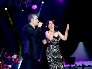 Kayısı festivali, Kutsi ve Zara konseriyle sona erdi