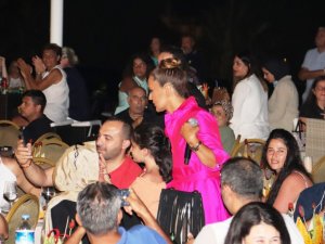 Demet Akalın: "Seda Sayan’a kırgınım ama benim, nikah şahidimdi, saygım var"