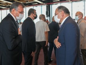 Samsun’da protokol bayramlaştı