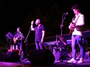 “Defne yaşasın müzik susmasın” konserleri sürüyor