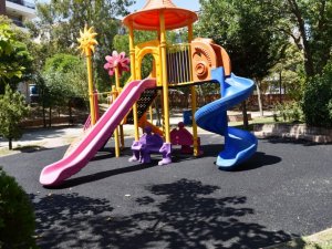 Yunusemre’de parklar yenileniyor