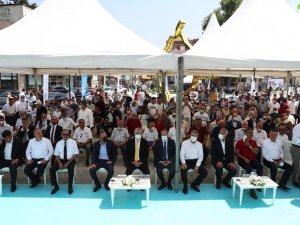 Geyve, Cumhuriyet Meydanı’na kavuştu