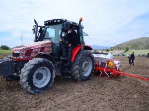 Kahramankazan Belediyesi’nden çiftçiye akaryakıt desteği