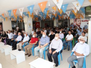 Kahta AK Parti’de bayramlaşma töreni