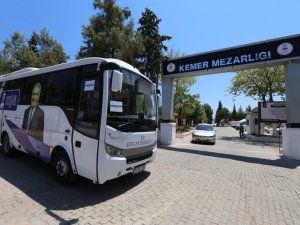 Efeler’den mezarlık ziyaretlerinde ulaşım hizmeti