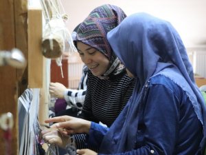 Vezirköprü Halk Eğitim Merkezi’nde üretiliyor, dünyaya pazarlanıyor