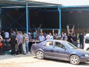 Kesimhanelerde yoğunluk sürüyor