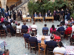 Cumhurbaşkanı Erdoğan KKTC’li gençlerle buluştu