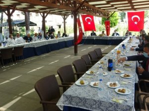 Uşak protokolü bayramlaştı