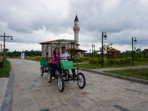Ziyaretçilerin merkezi “Çarşamba”