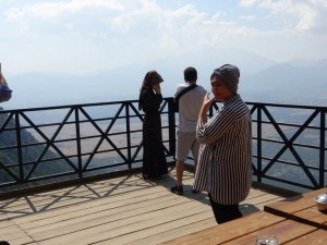 Binlerce kilometre uzaktan bu manzarayı görmek için geliyorlar