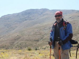 2 bin 347 metrelik Hazar Baba Dağına solo tırmanış yaptı