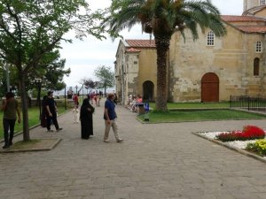 Trabzon’daki Ayasofya Camii’nde bayramda ziyaretçi sayısı üç katına çıktı