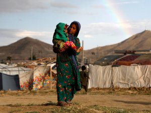 Tacikistan 100 bin Afgan sığınmacı için sınırda hazırlık yapıyor