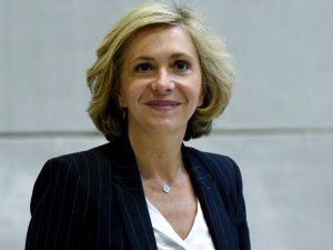 Valerie Pecresse: "Fransız onurunu onarmak için cumhurbaşkanlığına adayım"