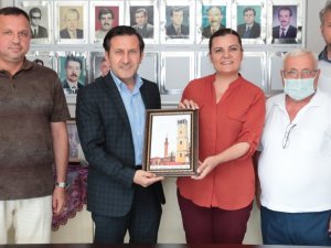 Hürriyet, Batı Trakya Türkleri ile bayramlaştı