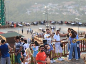 Bayram tatilinin gözdesi Pamukkale oldu