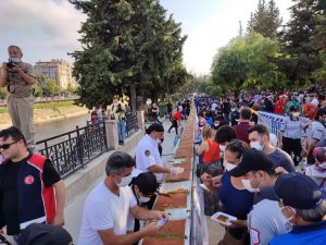 Hatay’da 82’nci yılda 82 metrelik künefe