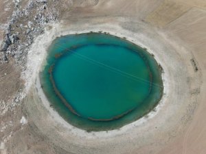 Gölde müsilajı andıran görüntü