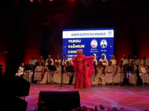 Bodrum Kalesi’nde Türk Sanat Müziği rüzgarın esti