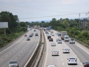 Bayram bitti, dönüş trafiği bitmedi