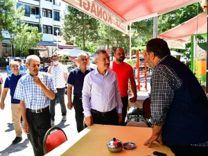 Başkan Çınar, esnafın talepleri dinledi