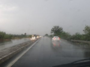 Kuyucak’da sağanak yağış etkili oldu