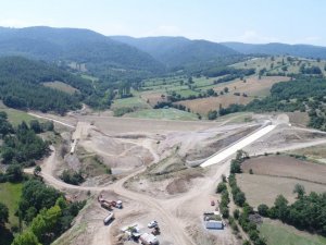 Yenice Kovancı Barajı’nda çalışmalar aralıksız devam ediyor
