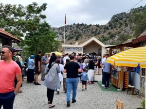 Gümüşhane’nin turistik mekanlarını 9 günde 60 bin kişi ziyaret etti