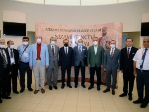 Azerbaycan’ın millî şairi Nizami Gencevî Bursa’da anıldı