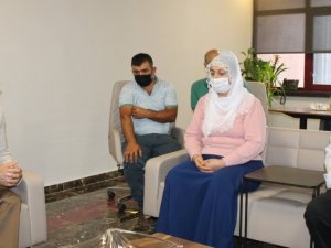 Rektör Özaydın tedavi gören askeri ziyaret etti