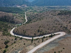 Derebucak-Gencek mahalle yolu tamamlandı