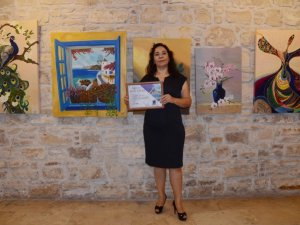 “Ayşe’nin Renkli Dünyası” Kuşadası’nda