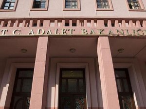 Adalet Bakanlığı: “Yargı reformu hedefleri 2021 yılında da adım adım hayata geçirildi”