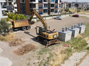 Ayvalık’ta konteynerler yeraltına alınıyor