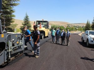 Karaman’da Dereköy köy yolu asfaltladı