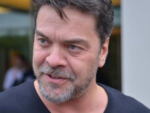 Beyazıt Öztürk: “Normalleşmek için bilime ve aşıya güvenin”