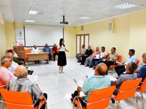 Başkan Çınar, muhtarlar korosunun provalarını takip etti