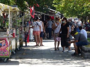 Çanakkale’de Covid-19 vakaları arttı, valilik uyardı