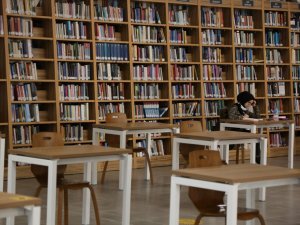 Serdivan’da zengin içerikli kütüphane