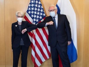 Rusya ve ABD heyetleri Cenevre’de bir araya geldi