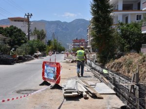MESKİ, Bozyazı’da yağmur suyu hattı çalışmalarına başladı