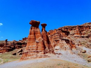 Doğunun masal diyarı rengi ve şekilleriyle göz kamaştırıyor