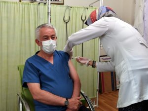 Isparta Belediye Başkanı Başdeğirmen’den aşı çağrısı