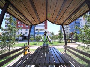 Pursaklar’da parklar korona virüse karşı güven altında