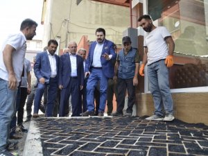 AK Parti Ağrı İl Yönetimi ve Başkan Sayan asfalt çalışmalarını yerinde inceledi