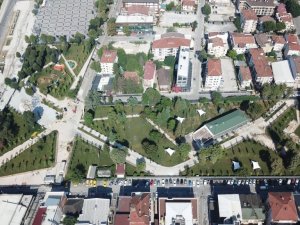 Millet bahçesinde son rötuşlar yapılıyor