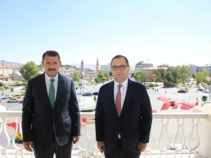 Büyükelçi George Ganjgava; “Sivas benim için çok önemli bir yer’’