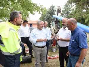 Sıklık bölgesinde bulunan yeraltı suları şebekeye verildi.
