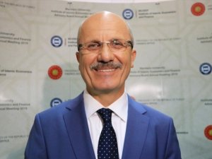 YÖK Başkanı Özvar: "Okumak istediğiniz üniversite ile ilgili merak ettiğiniz hususları canlı sohbet ortamında üniversitelerimizin yetkililerinden öğrenebileceksiniz"